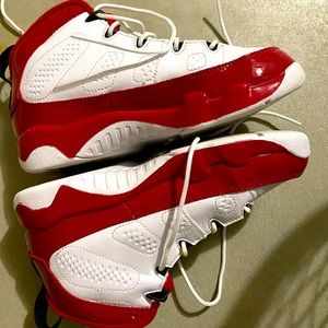 Retro 9 size little kids 1